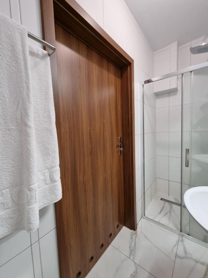 Bilgoraj Aparthotel Екстер'єр фото