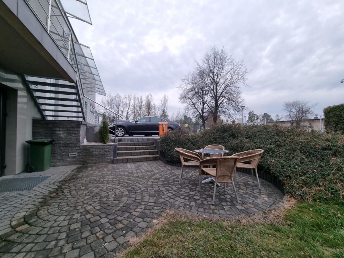 Bilgoraj Aparthotel Екстер'єр фото