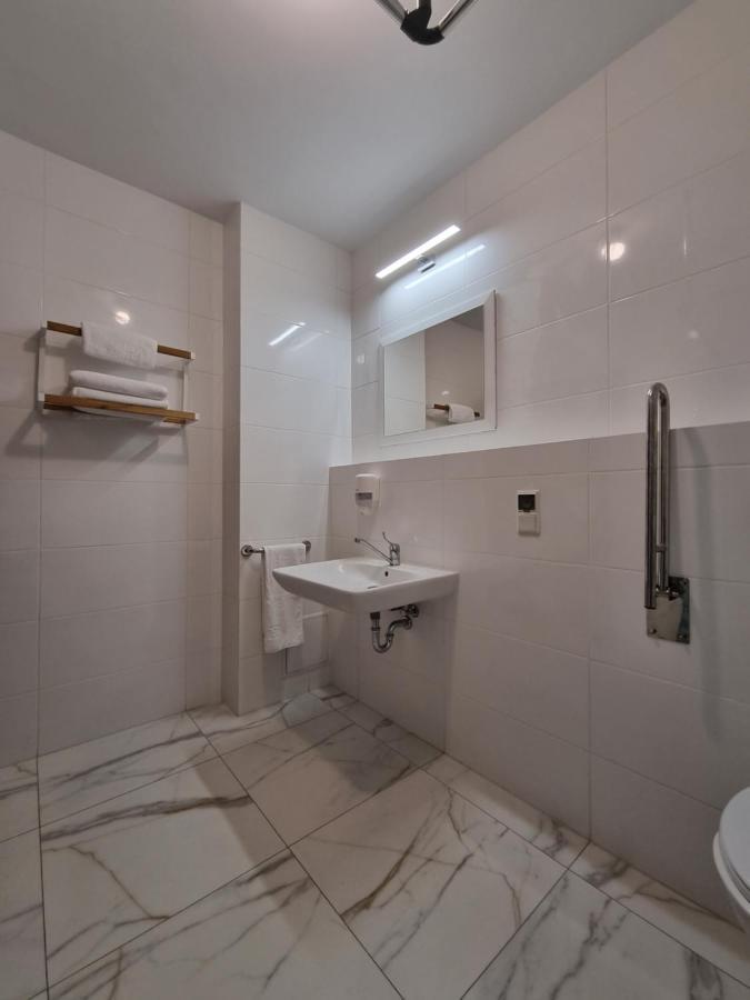 Bilgoraj Aparthotel Екстер'єр фото