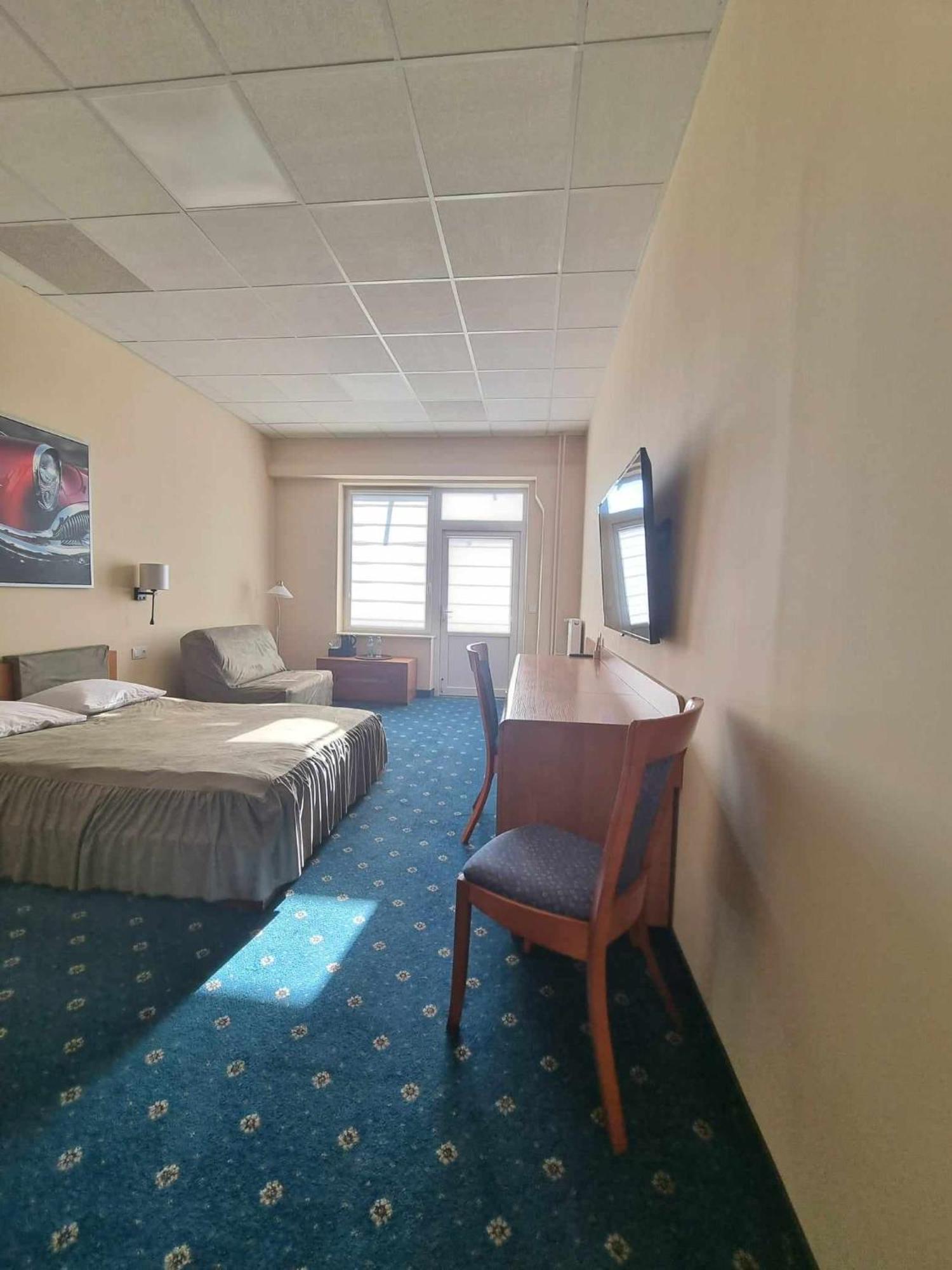 Bilgoraj Aparthotel Екстер'єр фото